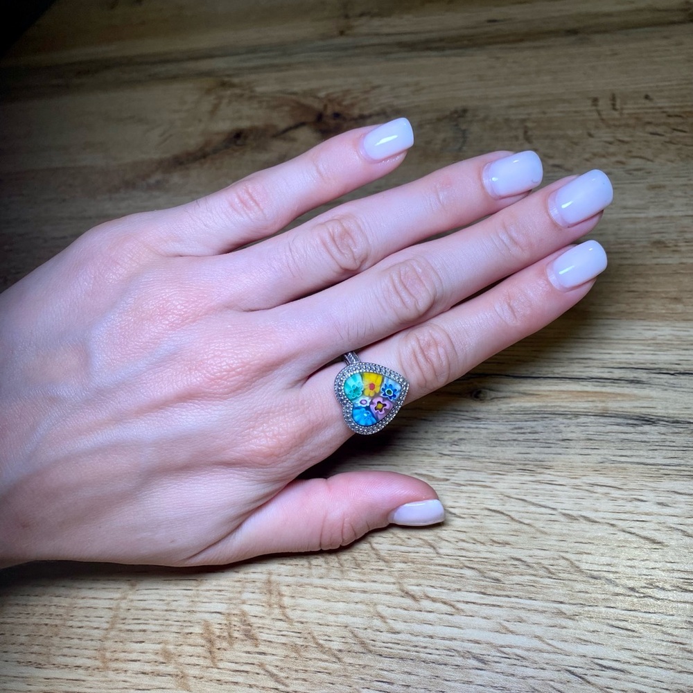 Elegant Multicolor Gemstone Ring